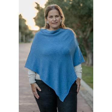 Poncho Isaura